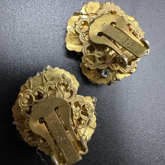 Vintage Signed Miriam Haskell Flower Gold Tone Rhinestone Earrings - Picture 5 of 12